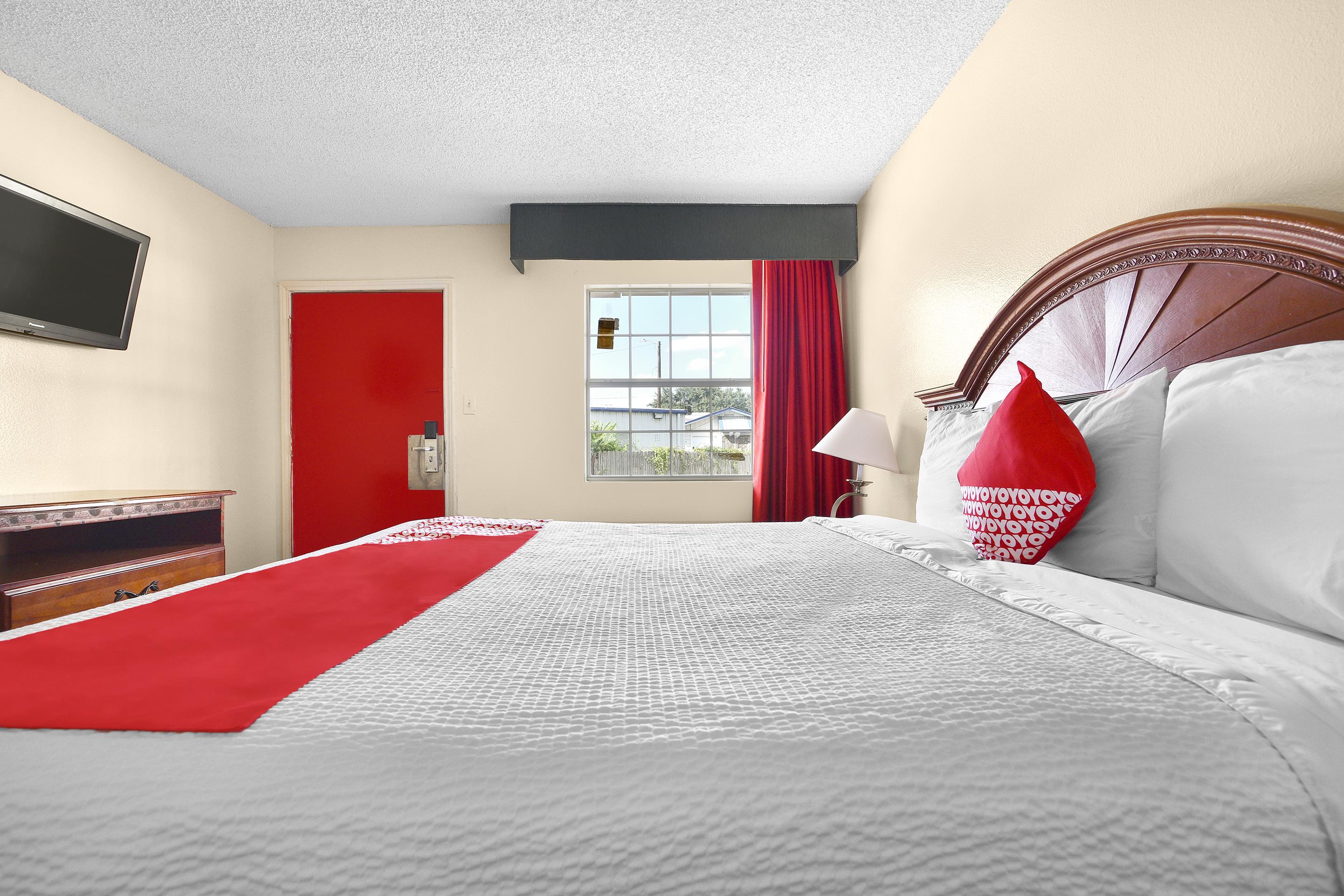 Oyo Hotel San Antonio Lackland Near Seaworld Εξωτερικό φωτογραφία