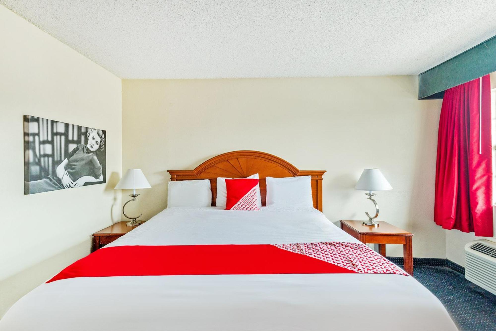 Oyo Hotel San Antonio Lackland Near Seaworld Εξωτερικό φωτογραφία