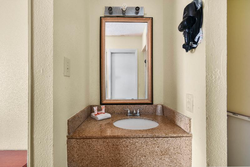 Oyo Hotel San Antonio Lackland Near Seaworld Εξωτερικό φωτογραφία