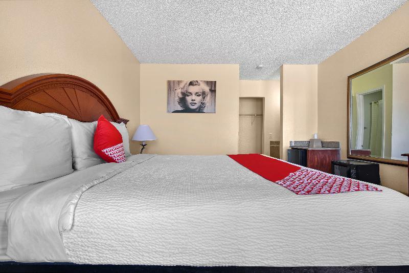 Oyo Hotel San Antonio Lackland Near Seaworld Εξωτερικό φωτογραφία
